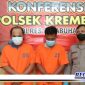 Caption: Kapolsek Krembangan (AKP Sudaryanto) interogasi dua tersangka kasus narkoba.