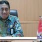 Caption: Rektor UTM (Drs. Ec. H. Muh. Syarif M. Si.)