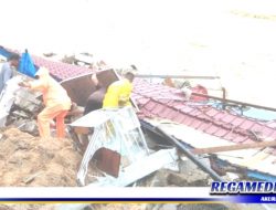 Dua Rumah di Aceh Selatan Ambruk Usai Diterjang Banjir