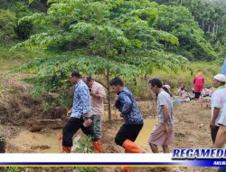 Akibat Longsor, Sejumlah Warga Tapaktuan Tinggal di Tenda Pengungsian