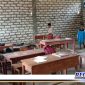 Caption: tampak sejumlah murid berada didalam ruang kelas SDN Gunung Kesan 1.