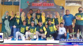 Caption: foto bersama alumni SMA Negeri 1 Gorontalo Utara, angkatan tahun 2003.