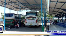 Caption: Terminal Trunojoyo Sampang.