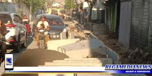 Warga Ingin Proyek Peningkatan Jalan di Perum Barisan Sampang Bisa Atasi Banjir