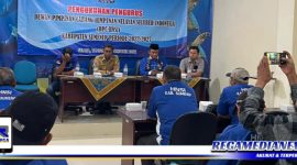Caption: BPJS Ketenagakerjaan saat sosialisasi kepada nelayan Sumenep, (Doc: BPJS Ketenagakerjaan).
