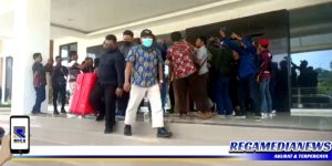 Bergilir, KPK Geledah Kantor DPRD dan DPUPR Bangkalan