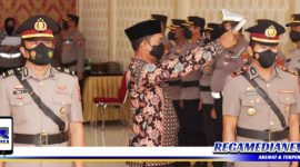 Caption: Sertijab Kasat Reskrim, AKP Irwan Nugraha (kiri) dan AKP Sukaca (kanan), Dok. Humas Polres Sampang.