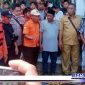 Caption: usai evakuasi korban dan tim gabungan dibantu masyarakat setempat, (Dok. Basit/Regamedianews).