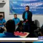 Caption: Ketua DPD KNPI Sampang Nurul Huda, saat menyampaikan arahannya, (Dok. Muadi/Regamedianews).