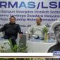 Caption: Ketua GKS dan Sekretaris LMP Sampang (sudut kanan), apresiasi gathering sinergitas Pemkab Sampang, (Dok. Red/Regamedianews).