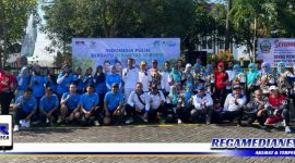 Caption: pose bersama BPJS Ketenagakerjaan Madura usai senam massal, (Dok. BPJAMSOSTEK).