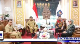 Caption: Bupati Kepulauan Meranti saat dipanggil Sekjen Kemendagri, (dok. foto istimewa).