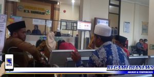 Pasien UHC Puskesmas Blega Membludak, Stok Obat Kurang
