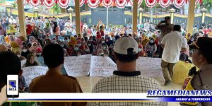 Warga Bator Bangkalan Geruduk Kantor Kecamatan Klampis