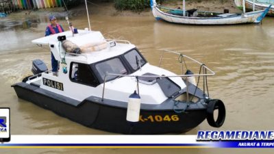 Sat Polairud Polres Sampang Bantu Cari Manusia Silver