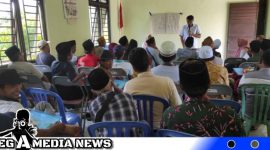 Caption: BPJS Ketenagakerjaan Madura saat sosialisasi BPU kepada Gapoktan, (dok. Syafin Regamedianews).