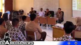Caption: saat penyuluhan hukum di Sekolah Menengah Atas Negeri (SMAN) 1 Kota Bahagia (Foto: asmar endi) 