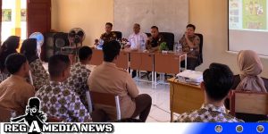 Kacabjari Bakongan Beri Penyuluhan Hukum di SMAN 1 Kota Bahagia