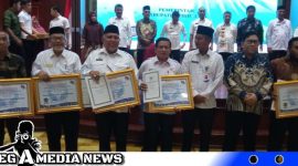 Caption: Pemkab Aceh Selatan usai Raih Penghargaan Dari Ombudsman RI. (Foto/AE). 