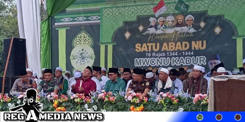 Caption: Acara Resepsi Satu Abad NU yang digelar oleh MWC NU Kadur yang dihadiri oleh DR. kH. Marzuqi Mustamar (foto/SH). 