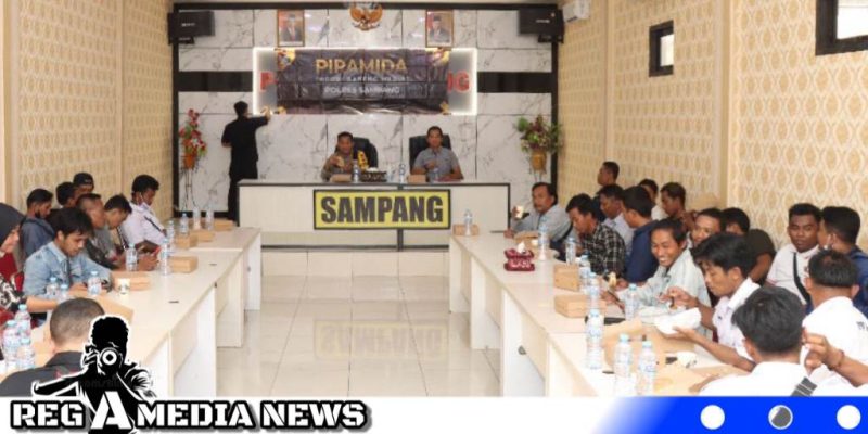 Caption: saat berlangsung kegiatan Piramida di aula Mako Polres Sampang, (dok. regamedianews).