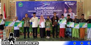 Ribuan Guru Ngaji Pamekasan Diberi Jaminan Sosial Ketenagakerjaan