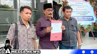 GKS Laporkan Soal DD dan BSPS Desa Larlar Ke Kejari Sampang