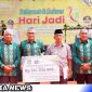 Caption: usai Acara pembukaan Pameran ditandai dengan pemukulan gong yang dilakukan Bupati Asahan Surya. (Foto/ir). 