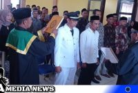 Caption: pelantikan Keuchik Gampong Baro periode 2023-2028 (foto/AE). 
