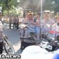 Caption: Kapolres Sampang AKBP Siswantoro cek sepeda motor dinas anggotanya, (dok. regamedianews). 