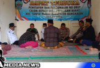 Caption: rapat penetapan dan pengundian nomor urut calon Kepala Desa Kranggan Barat, (dok. regamedianews).