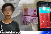 Caption: tersangka TM dan barang buktinya, diamankan Polsek Sukomanunggal, (dok. regamedianews).