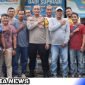 Caption: Kapolres Asahan saat melaksanakan Jum'at Curhat dengan menyambangi warung WPA di Jalan Mahoni,(doc.ir) 
