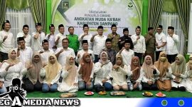 Caption: Ketua AMK Sampang (Nurul Huda) pose bersama dengan Banom PPP Sampang, (dok. regamedianews).