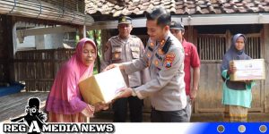 Bawa Sembako, Kapolres Sampang Turba Ke Taman Sareh