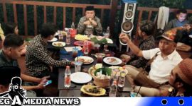 Caption: Ketua SMSI Sampang Mohammad Fauzan, dalam acara berbuka puasa bersama (dok. regamedianews).