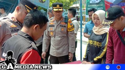 Pastikan Mudik Aman, Sopir Bus Terminal Sampang Dites Urine