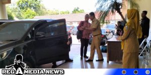 Tim KPK Datangi Kantor DPRD Sampang ?