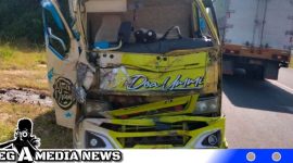 Caption: kondisi truk ringsek pasca kecelakaan di simpang empat JLS Aengsareh Sampang, (dok. regamedianews).