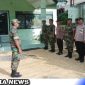 Caption: saat berlangsungnya apel gabungan personel Koramil 0828/01 Sampang dan personel Polsekta Sampang, dalam meningkatkan sinergitas TNI Polri, (dok. regamedianews).