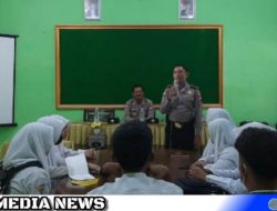 Polres Sampang Masifkan Police Goes To School