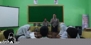 Polres Sampang Masifkan Police Goes To School