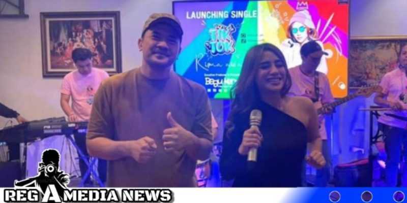 Caption: Risma Aw Aw bersama Saiful Jamil saat launching lagu terbaru, (dok. regamedianews).
