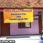 Caption: posko khusus pengaduan masalah PTSL dan PBB Desa Kepanjen, (dok. regamedianews).