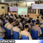 Caption: berlangsungnya sosialisasi manfaat BPJS Ketenagakerjaan di Mapolres Sampang bersama Bhabinkamtibmas, (dok. regamedianews).