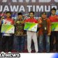Caption: Ketua KONI Bangkalan Fauzan Jakfar, bersama para atlet dan Kepala BPJS Ketenagakerjaan Madura Indriyatno, (dok. regamedianews).