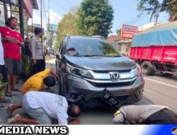 Laka Beruntun di Jember, Dua Pemotor Nyaris Terlindas