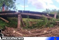 Caption: kondisi jembatan penghubung Dusun Datahu dan Dusun Mohulo, Desa Bubode, Tomilito, Gorontalo Utara, (dok. regamedianews).
