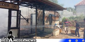 Rumah Penjual Es di Sampang Dilalap Si Jago Merah