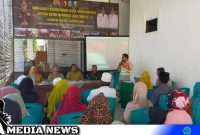 Caption: saat berlangsungnya sosialisasi UMKM di posko TMMD ke-117 Desa Pasarenan, Kecamatan Kedungdung, Kabupaten Sampang, (dok. regamedianews). 